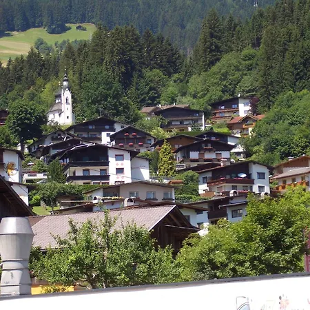 Apart Ritzl Fügen